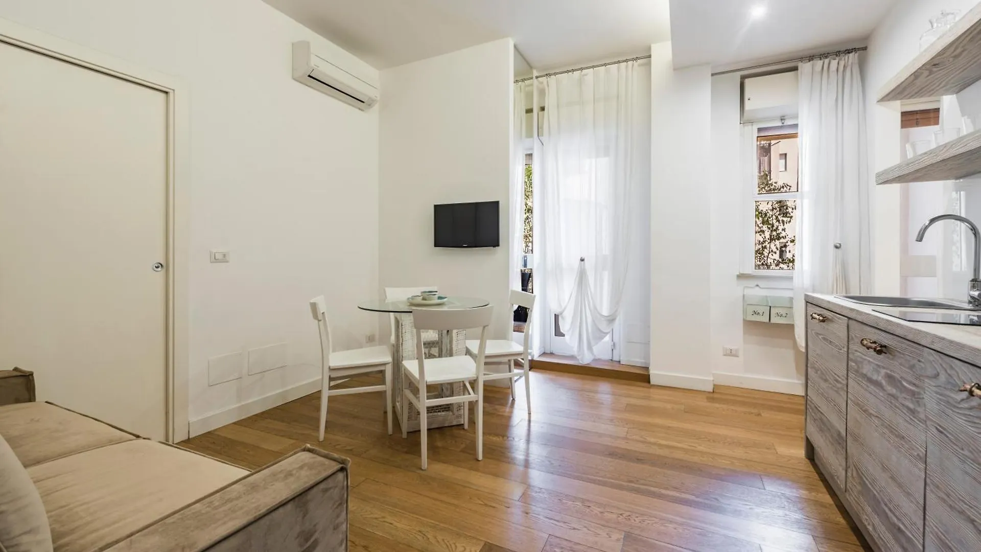 Ferrini Home - Suites カターニア