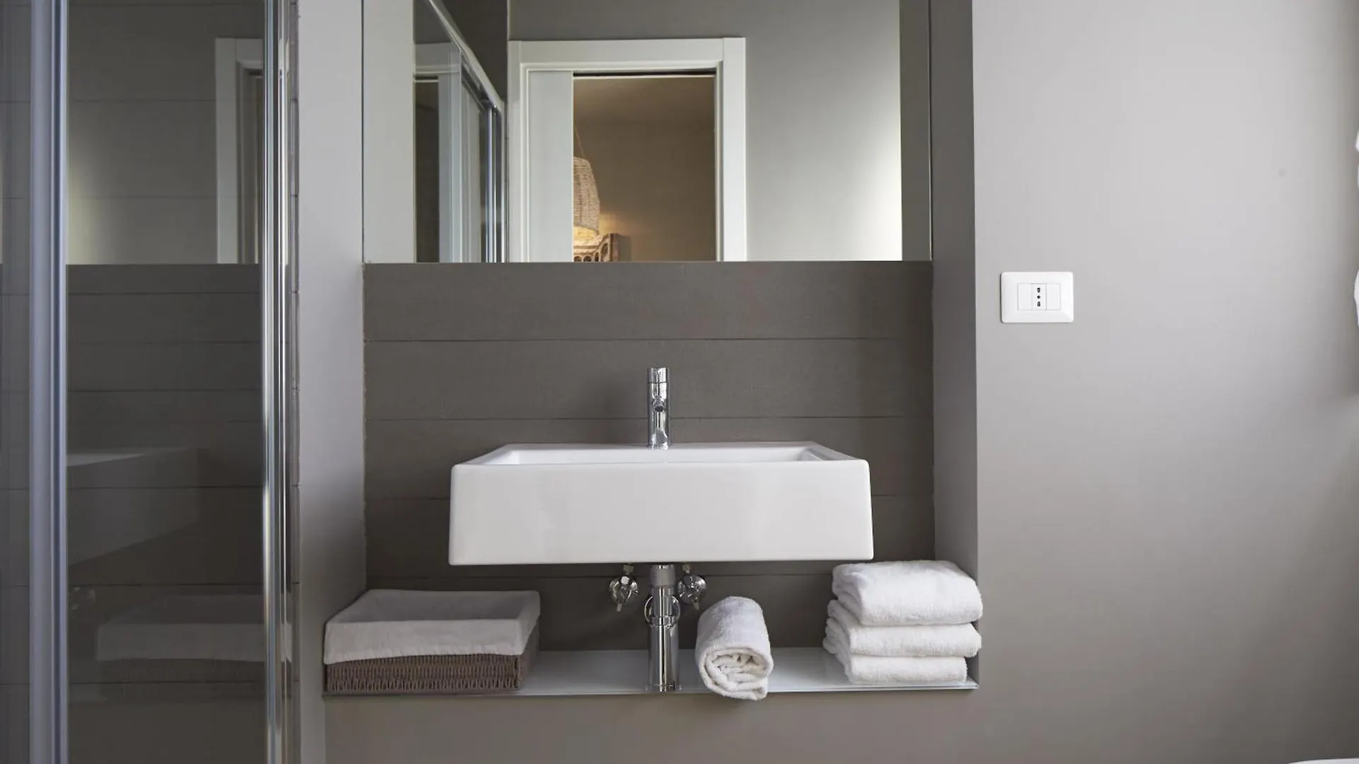 Ferrini Home - Suites カターニア 0*,